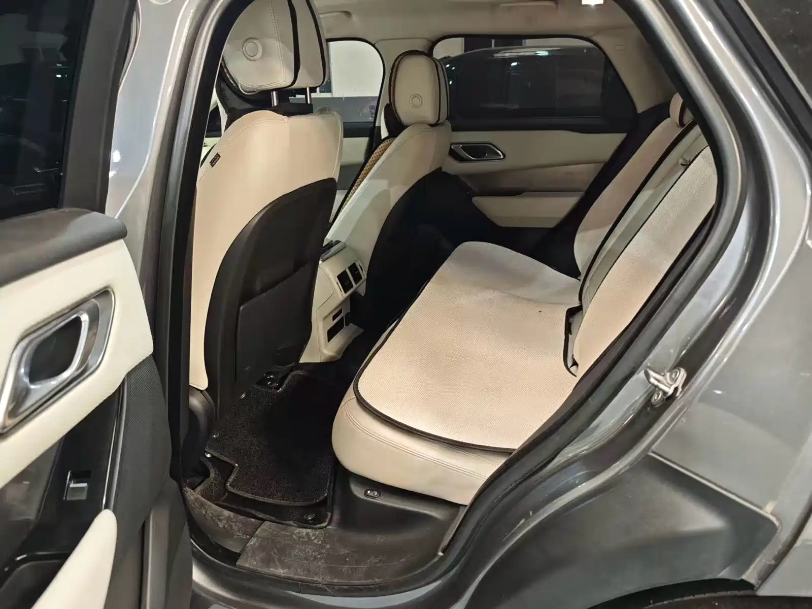 Фото 6 - Land Rover Range Rover Velar