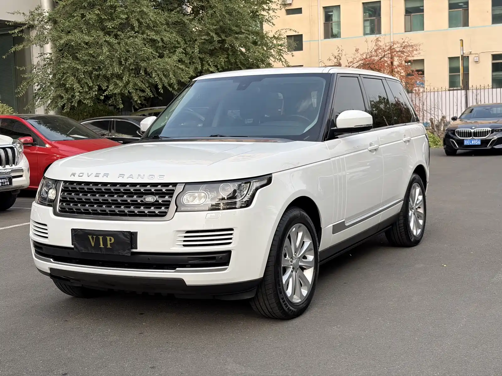 Фото 1 - Land Rover Range Rover