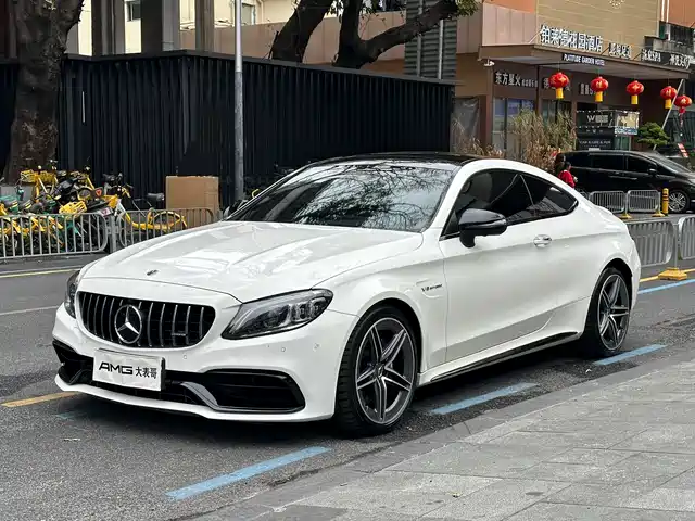 MERCEDES-BENZ C CLASS AMG