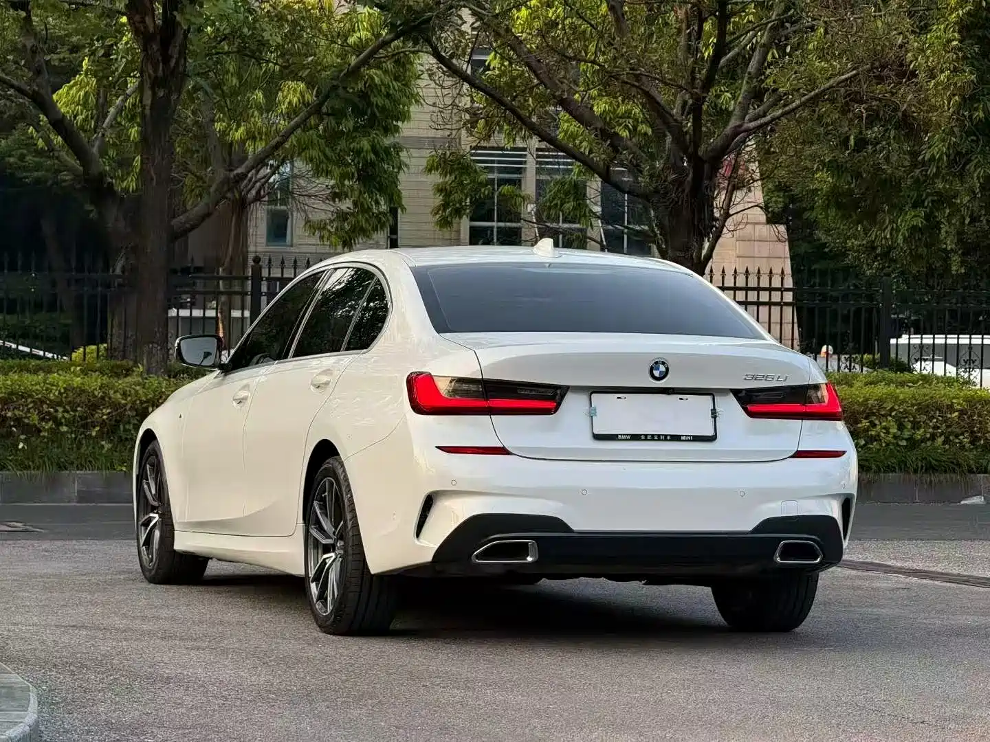 Фото 4 - BMW 3 Series