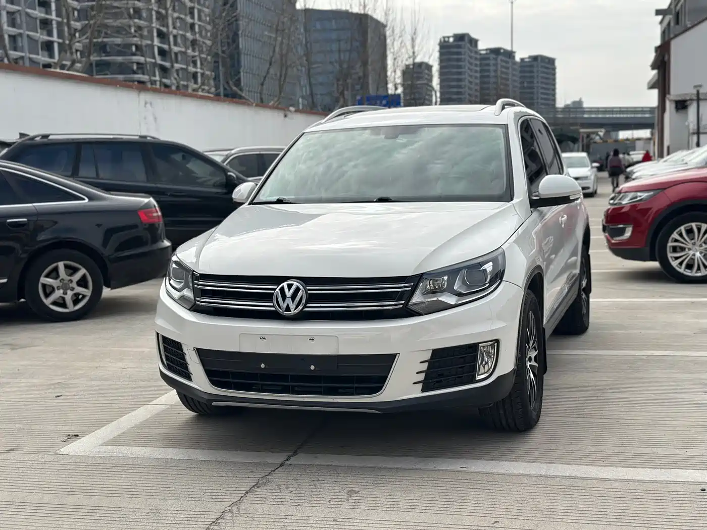 Volkswagen Tiguan 2015 1.8TSI Automatic 2WD Trendline