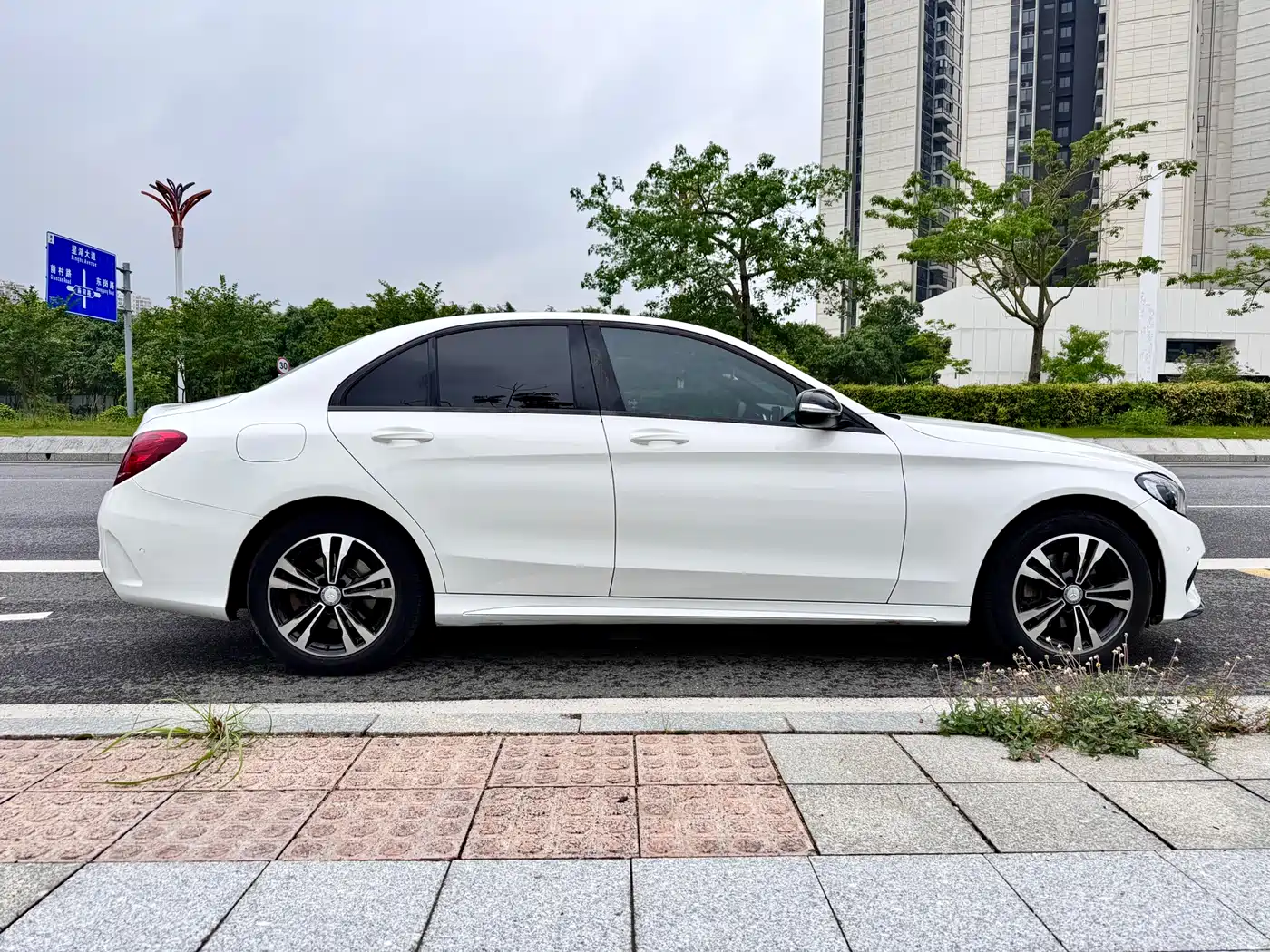 Mercedes-Benz C-Class 2015 C 200 Sport Edition фото 6