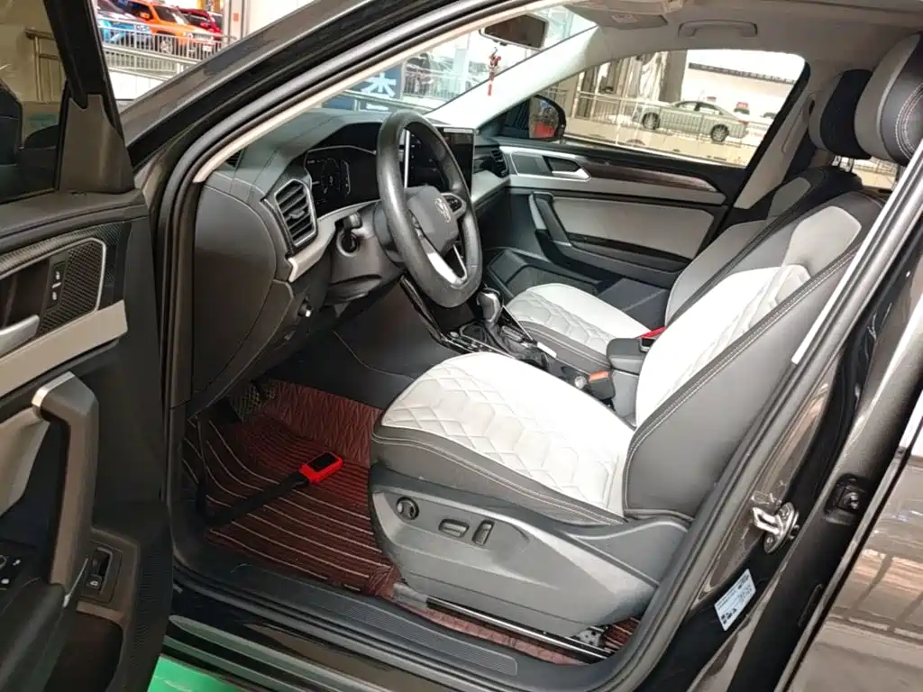 Volkswagen Tayron 2026 2025 Facelift 300TSI Shared Edition