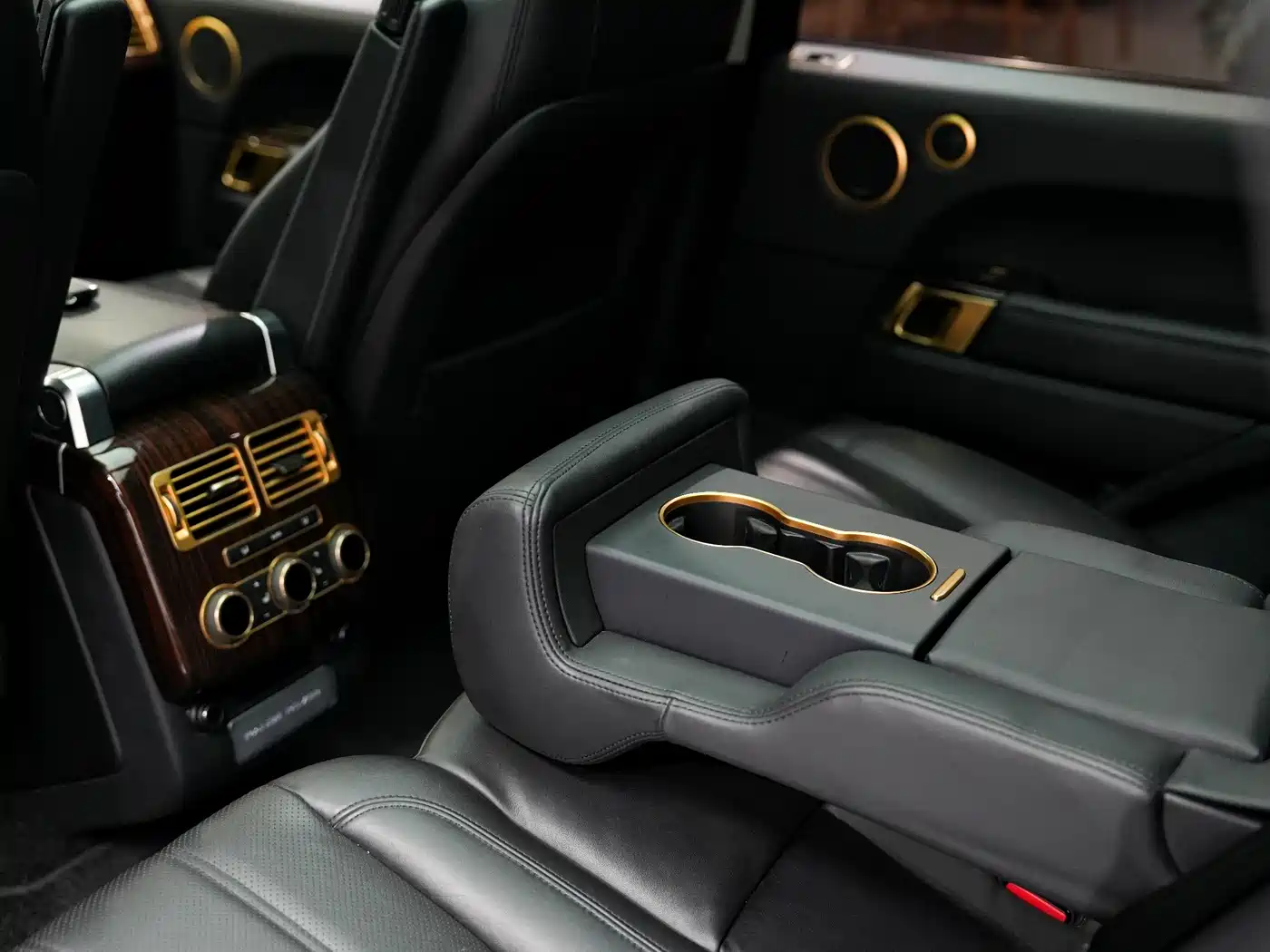 Land Rover Range Rover 2016 3.0 SC V6 Vogue фото 25