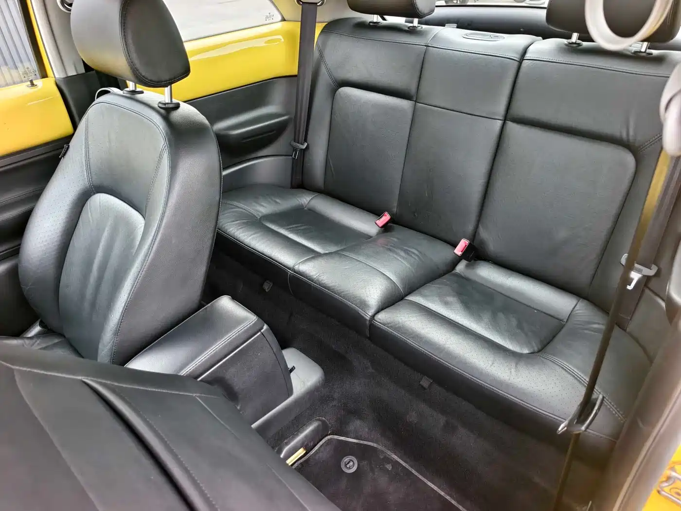 Volkswagen Beetle 2008 1.8T AT Luxury фото 12