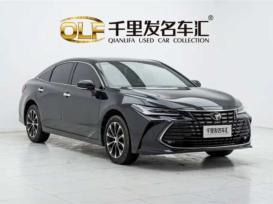 Toyota Avalon 2022 2.0L Luxury Edition фото 3
