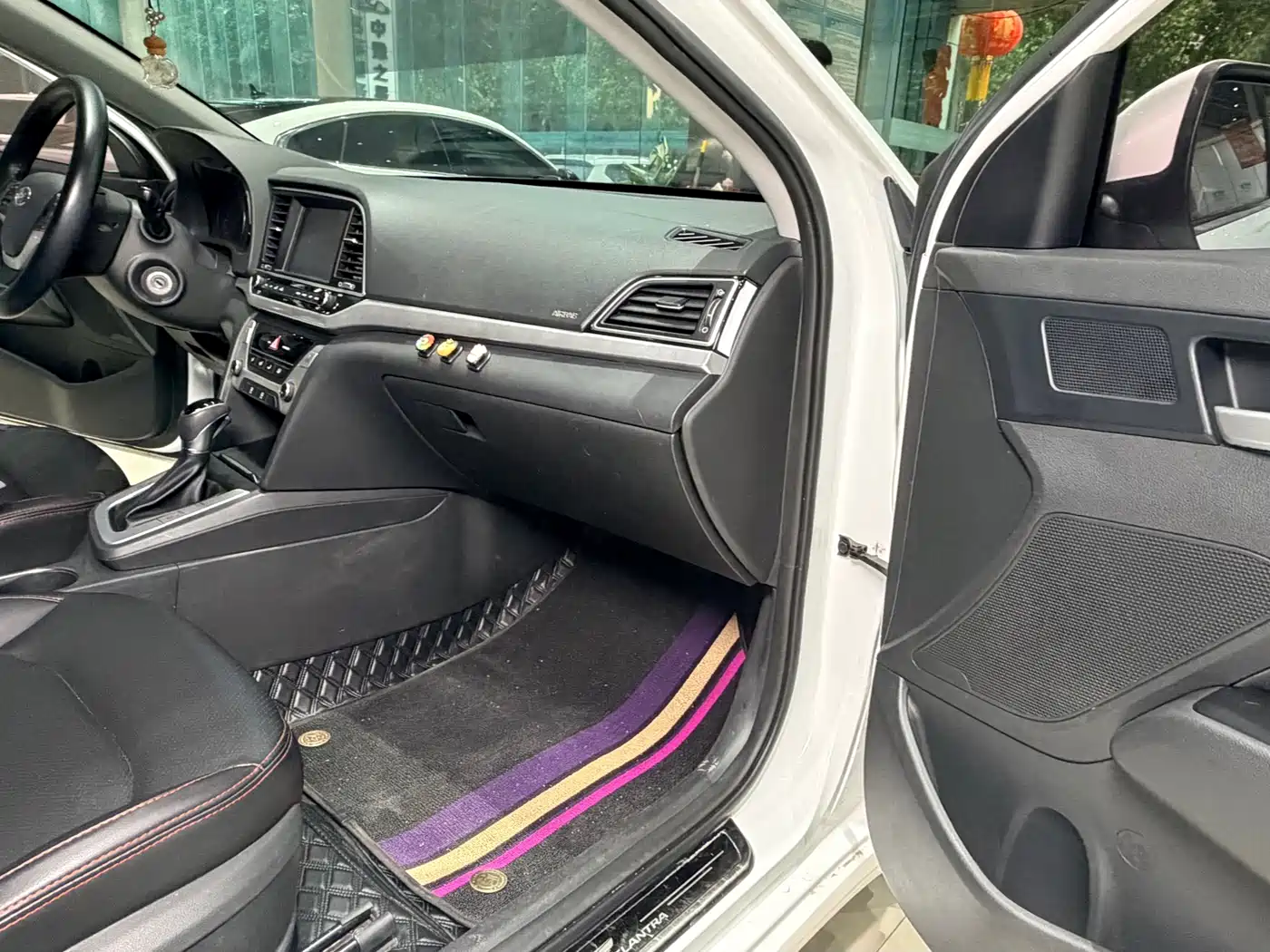 Hyundai Elantra 2016 Model 1.6L Automatic Smart Elite фото 13