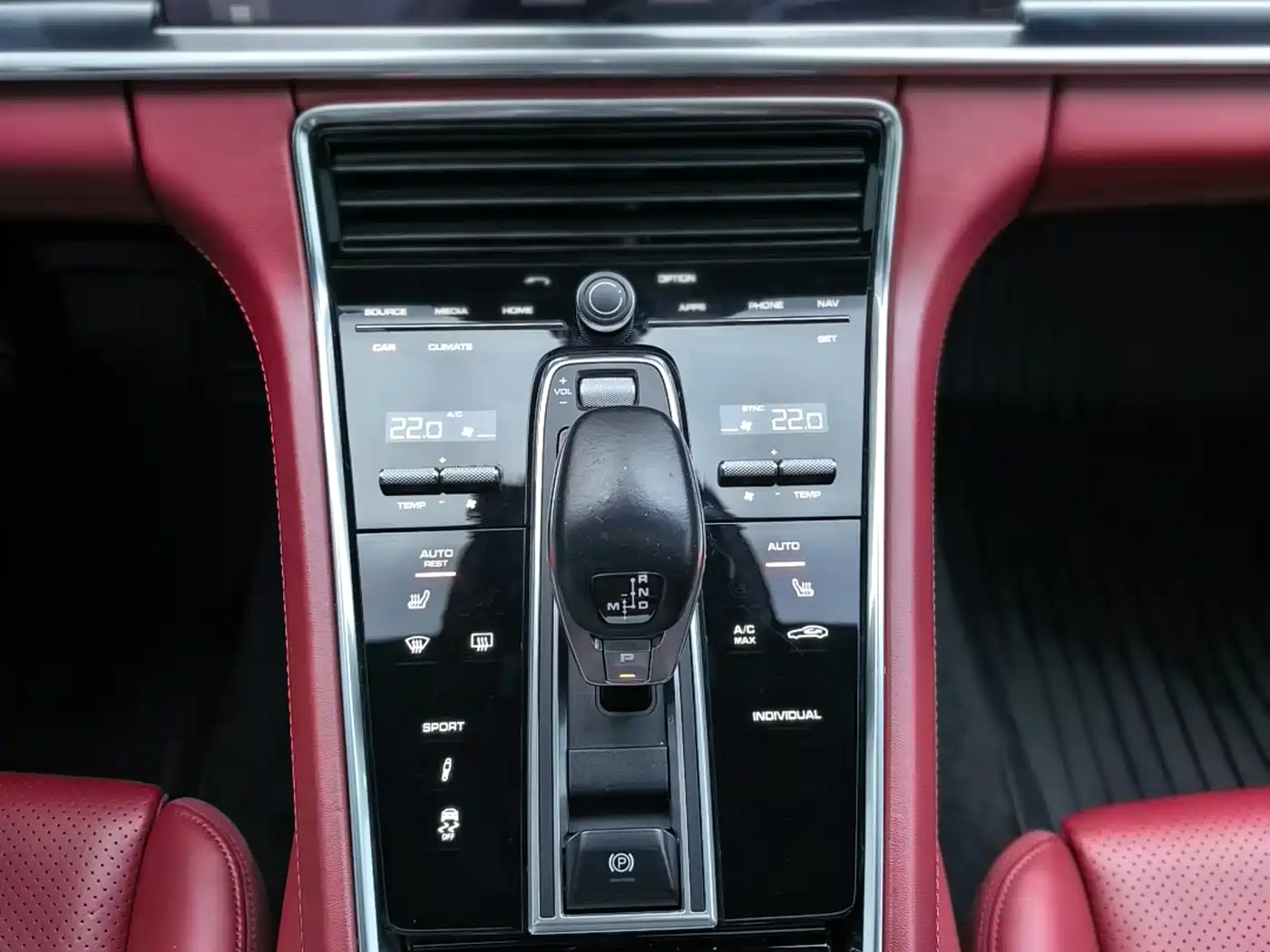 Porsche Panamera 2019 Panamera 2.9T фото 9