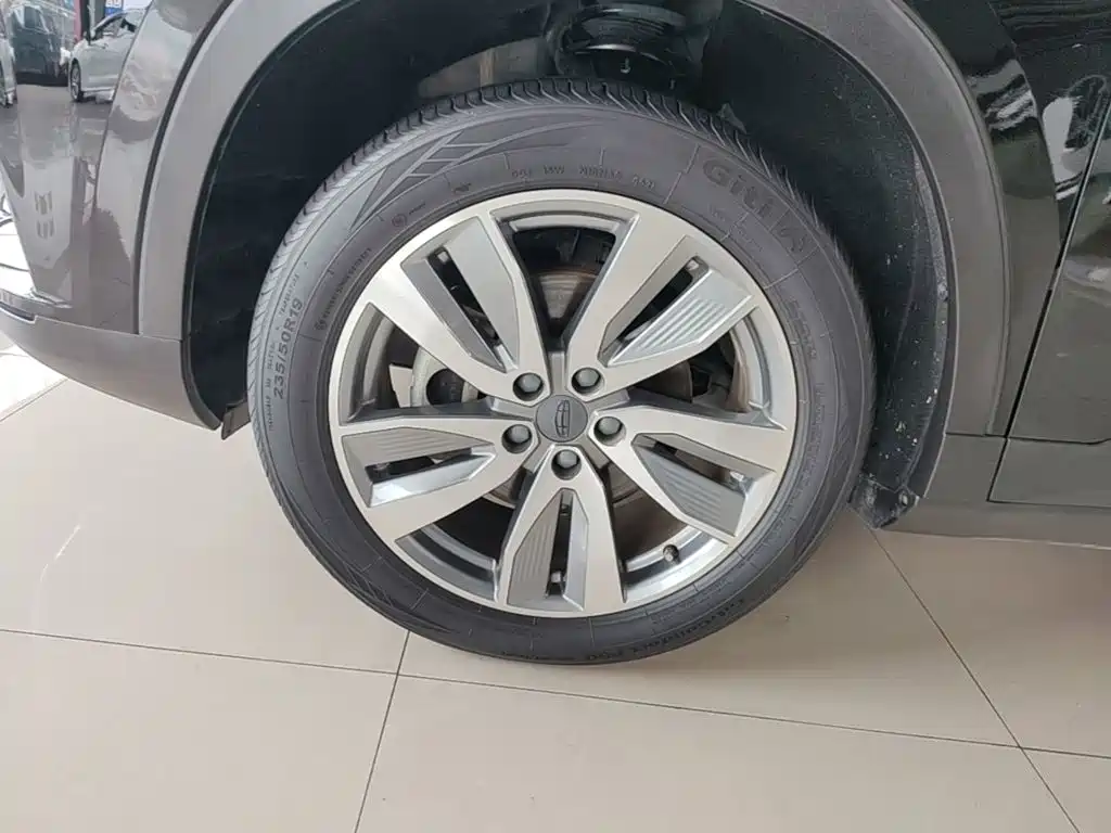 Geely Okavango 2022 2022 1.8TD Automatic Premium 7-Seater