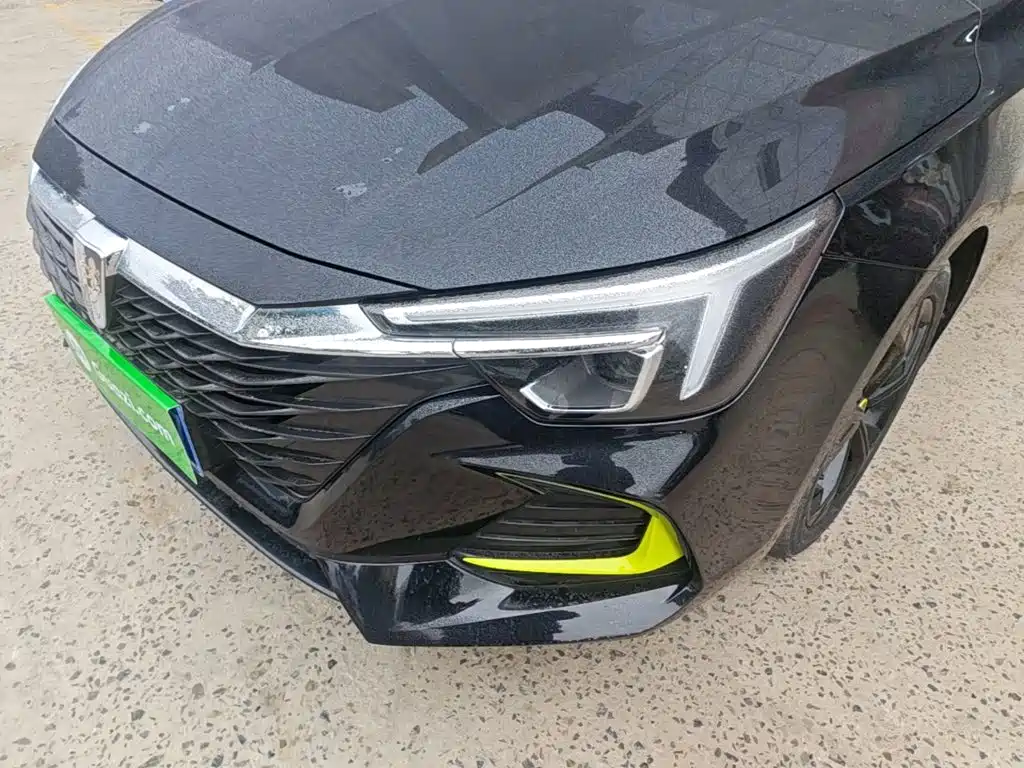 Фото 24 - Roewe i6 MAX