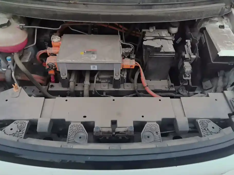 Geely Geometry E Firefly 2023 2024 Model 301km Starlight
