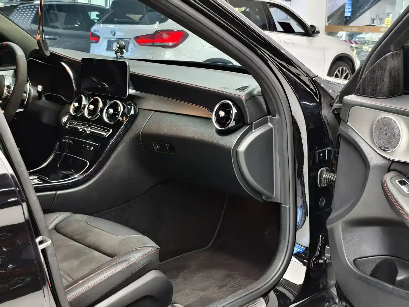 Mercedes-Benz C-Class AMG 2019 AMG C 43 4MATIC фото 12