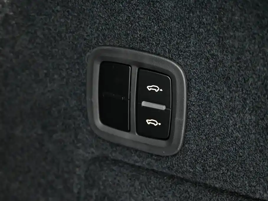 Porsche Cayenne New Energy 2024 Cayenne E-Hybrid 2.0T фото 34