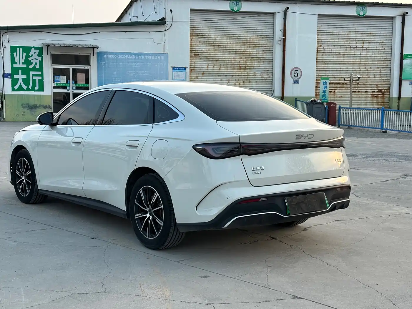 BYD SEAL 06 NEW ENERGY