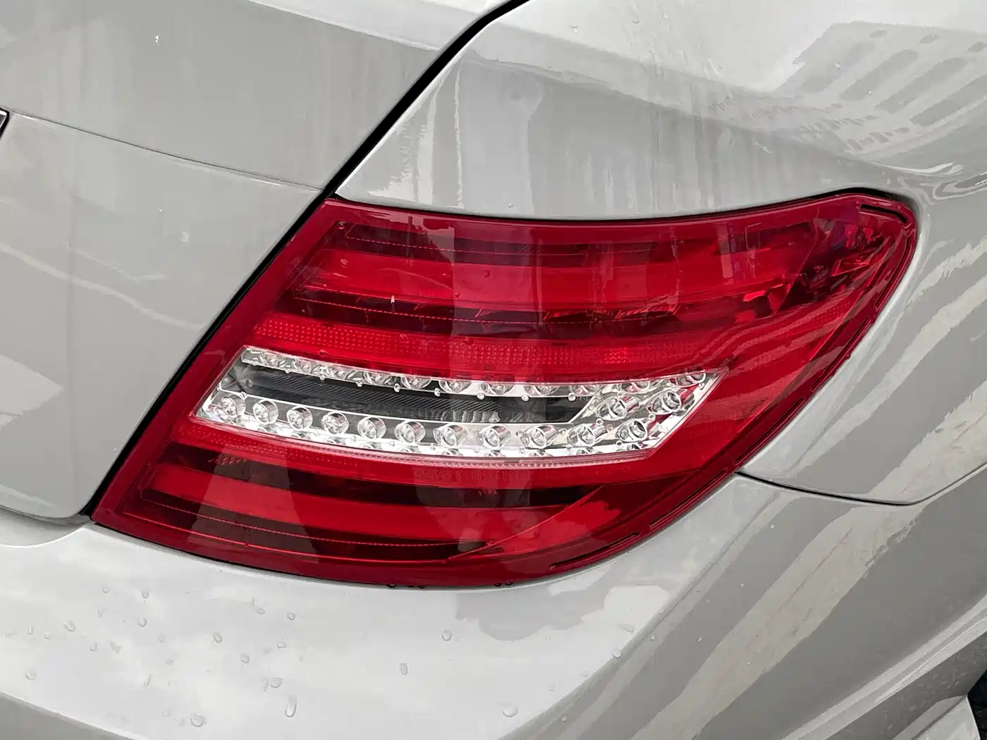 Mercedes-Benz C-Class 2013 C 260 CGI Fashion Edition фото 16