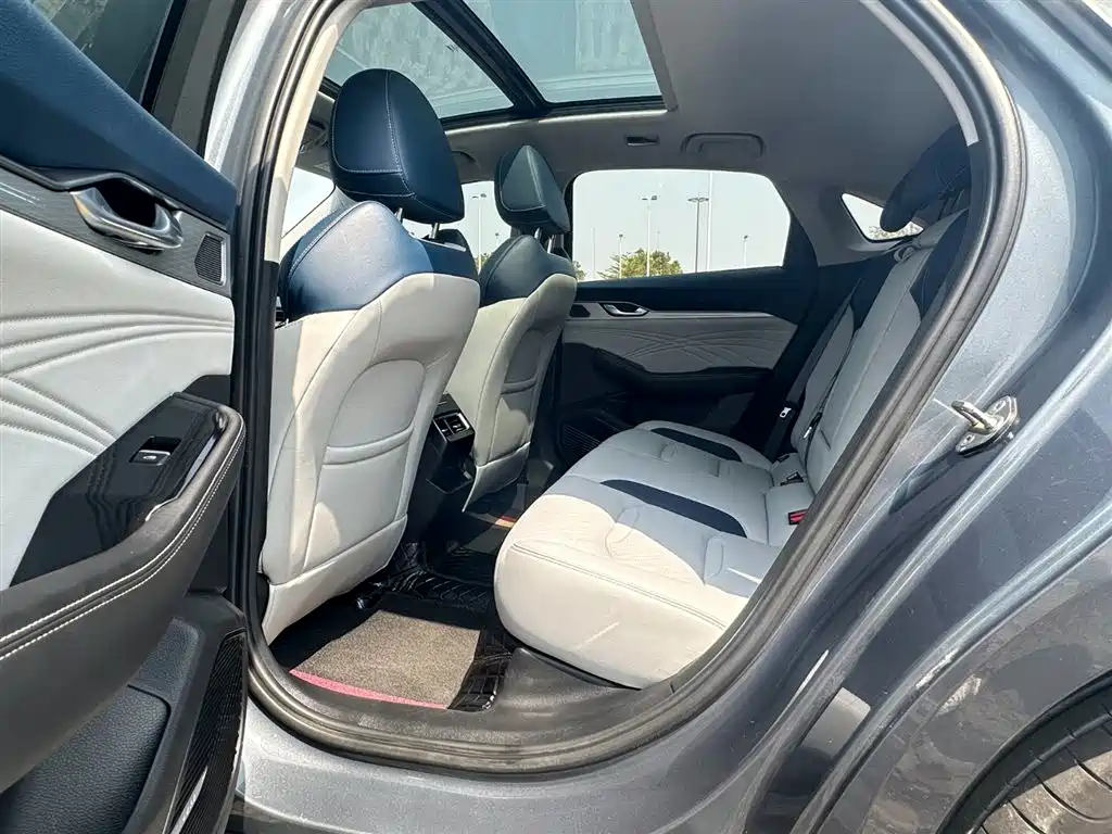 GEELY AUTOMOBILE XINGRUI