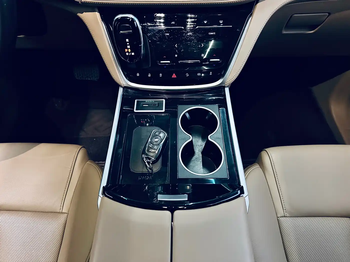 Buick GL8 2021 ES Landlord 653T Luxury фото 22