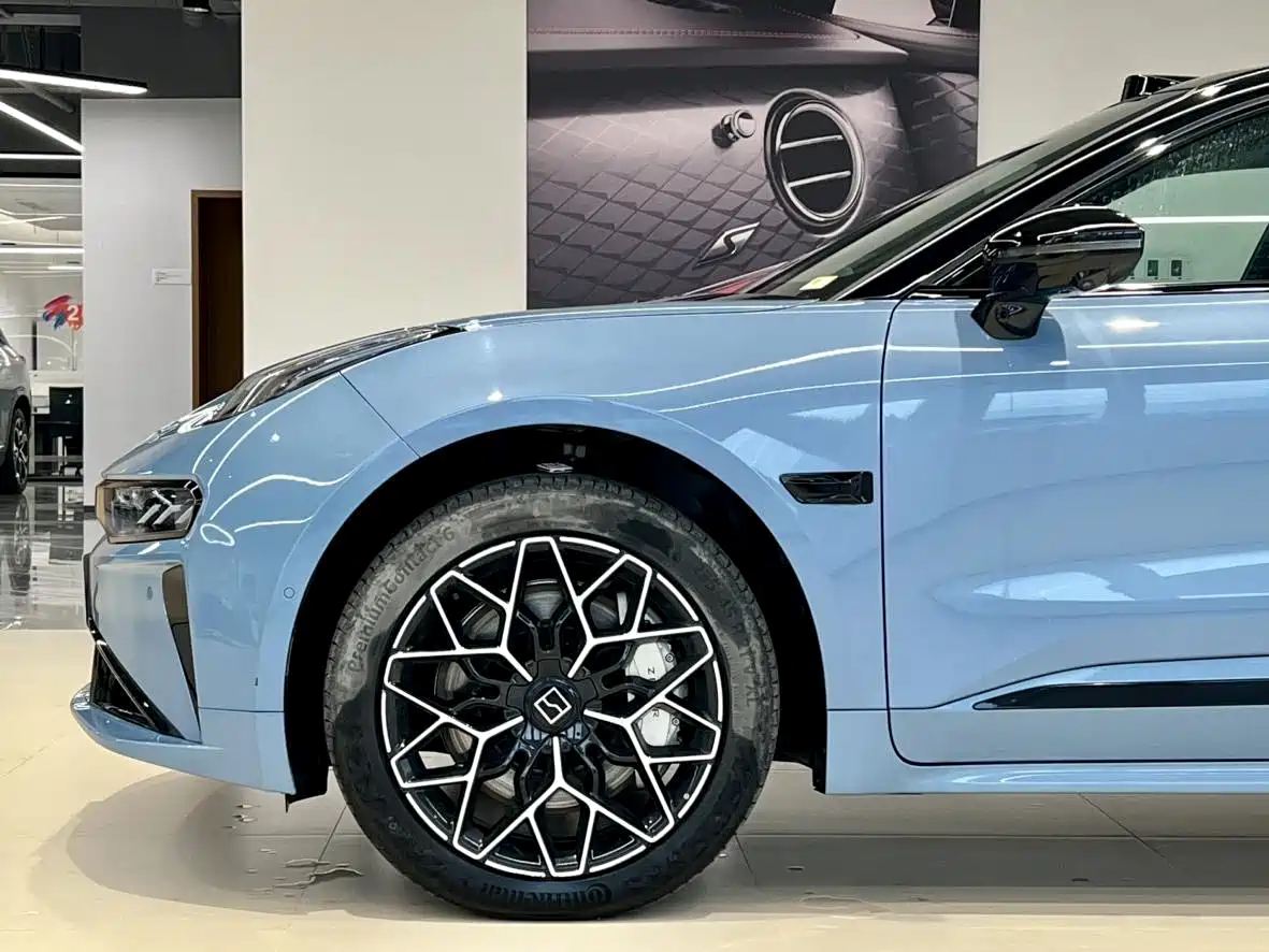 ZEEKR EXTREME KRYPTON 001