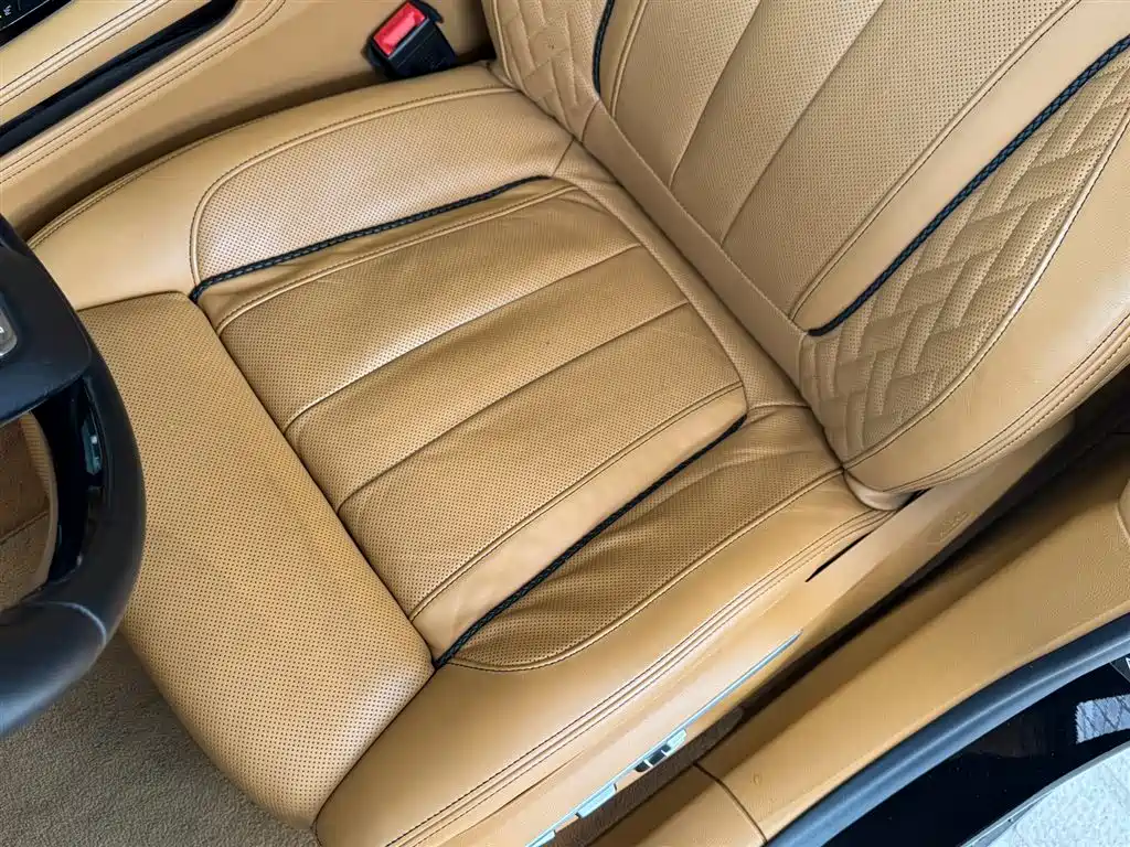BMW 7 Series 2017 750Li xDrive Customized Edition (4-Seater) фото 7