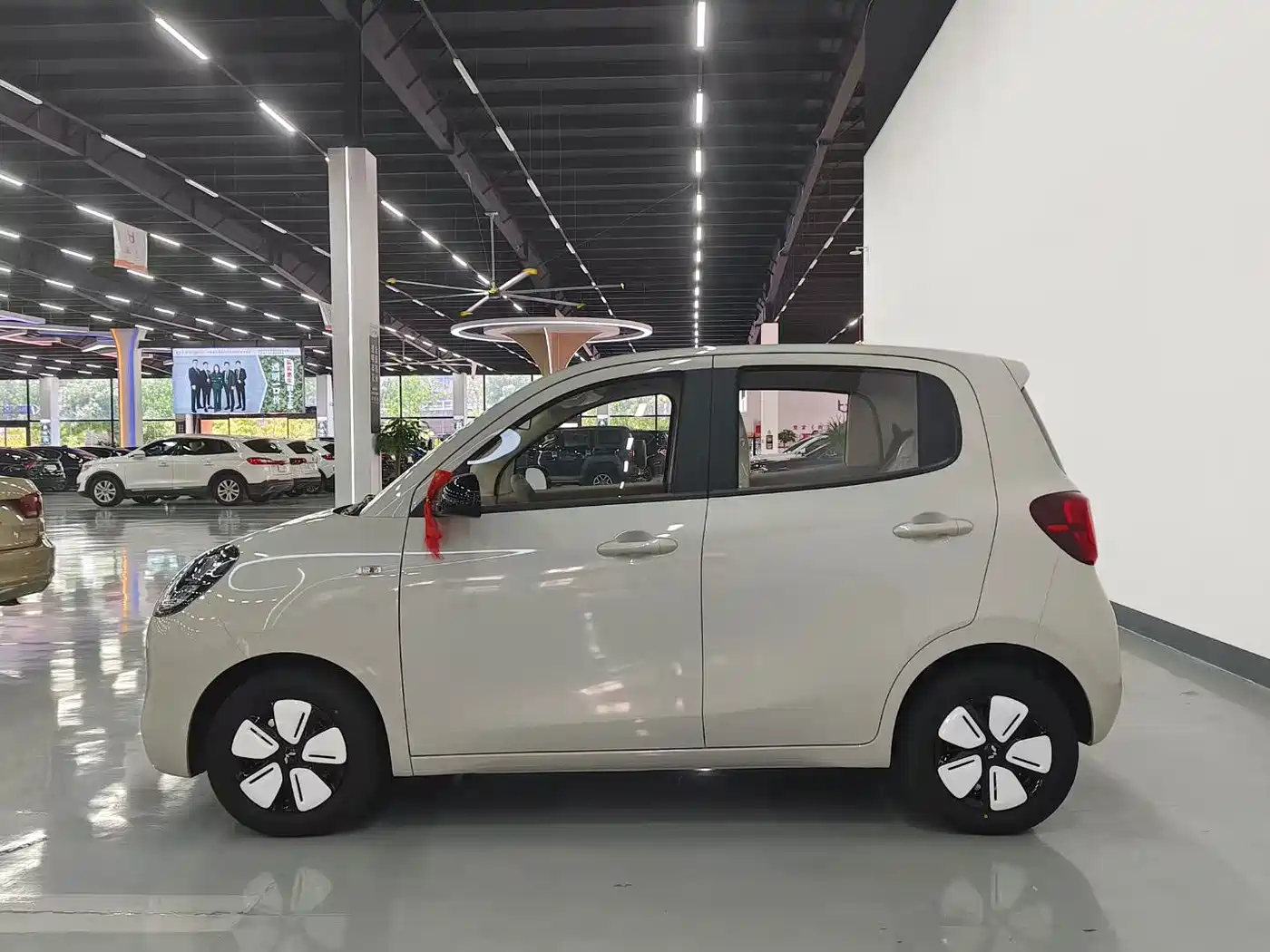 WULING AUTOMOBILE HONGGUANG MINIEV