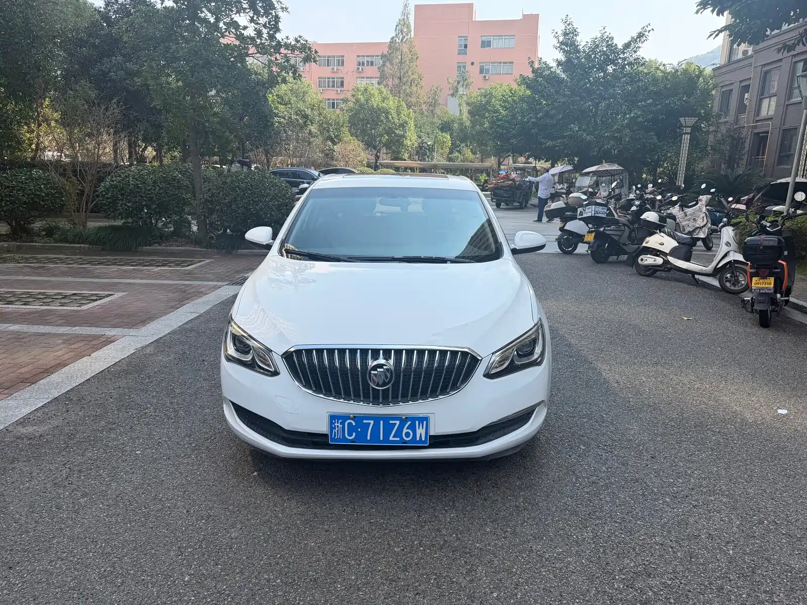 Фото 2 - Buick Excelle