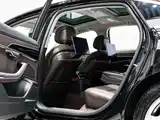 Photo 7 - Audi A8
