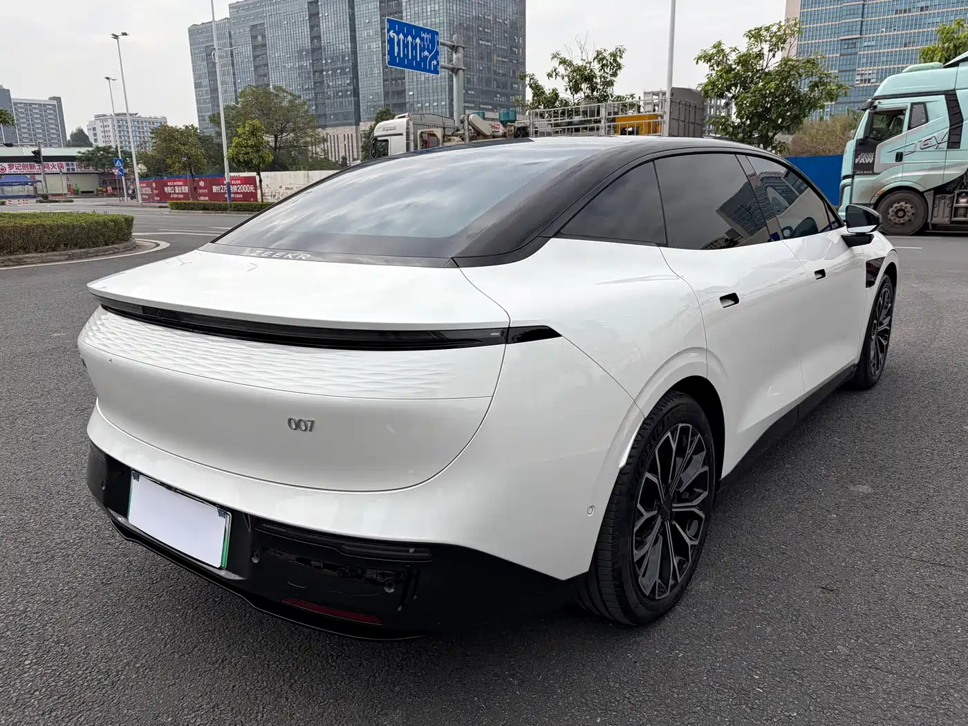 ZEEKR EXTREME KRYPTON 007