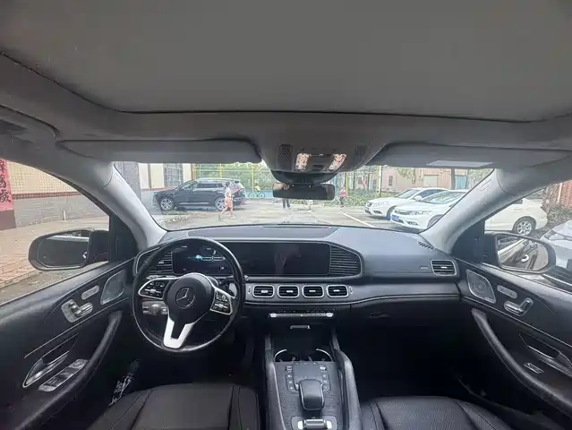 Mercedes-Benz GLE 2021 GLE 450 4MATIC Luxury — фото 4