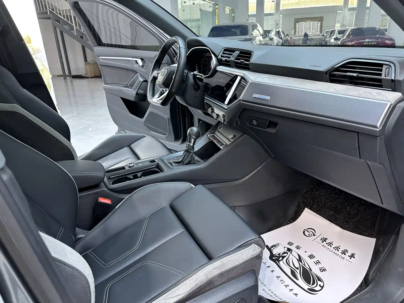 Audi Q3 2024 35 TFSI Fashion Sport фото 17