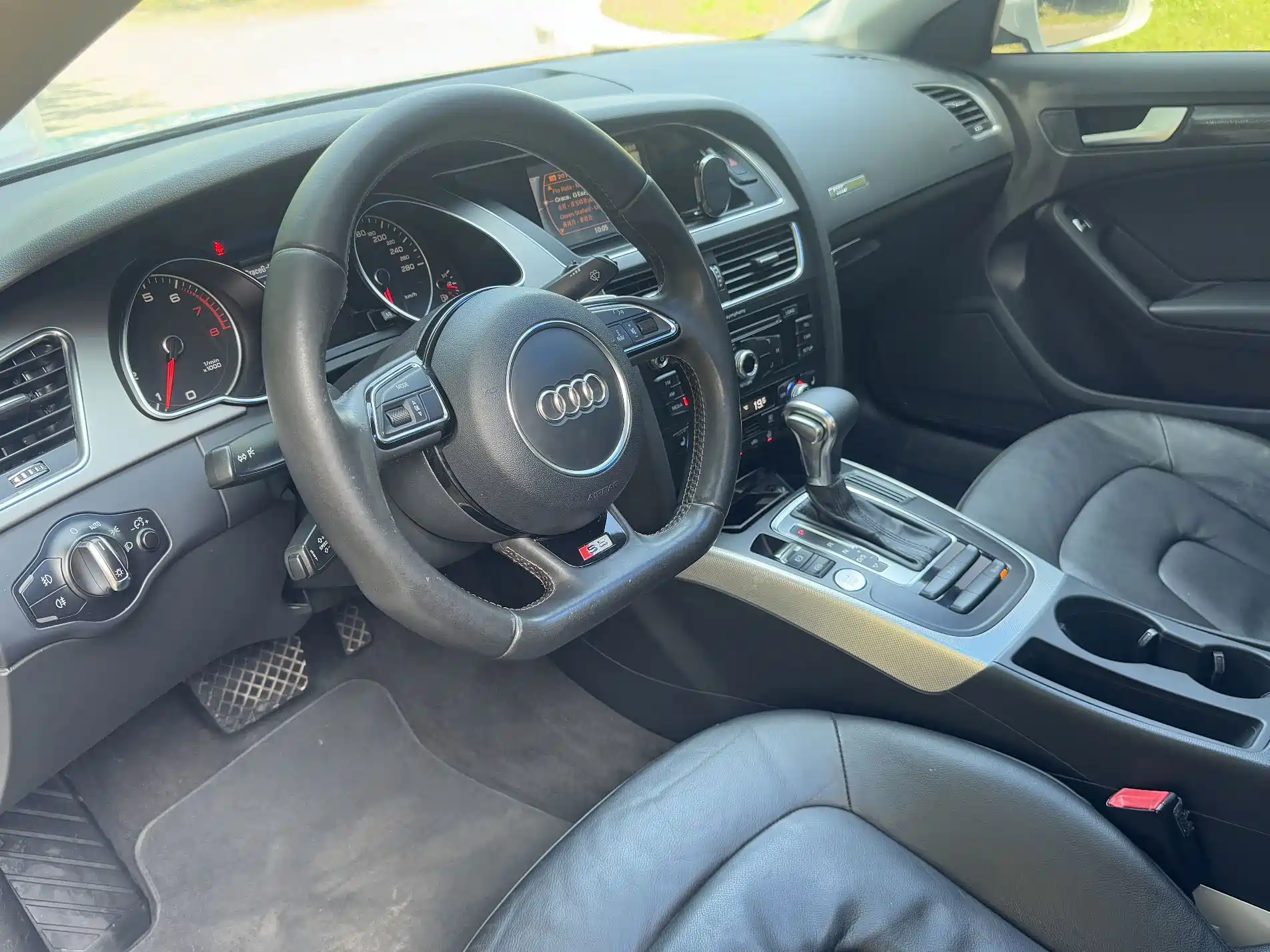 Фото 8 - Audi A5 (Import)
