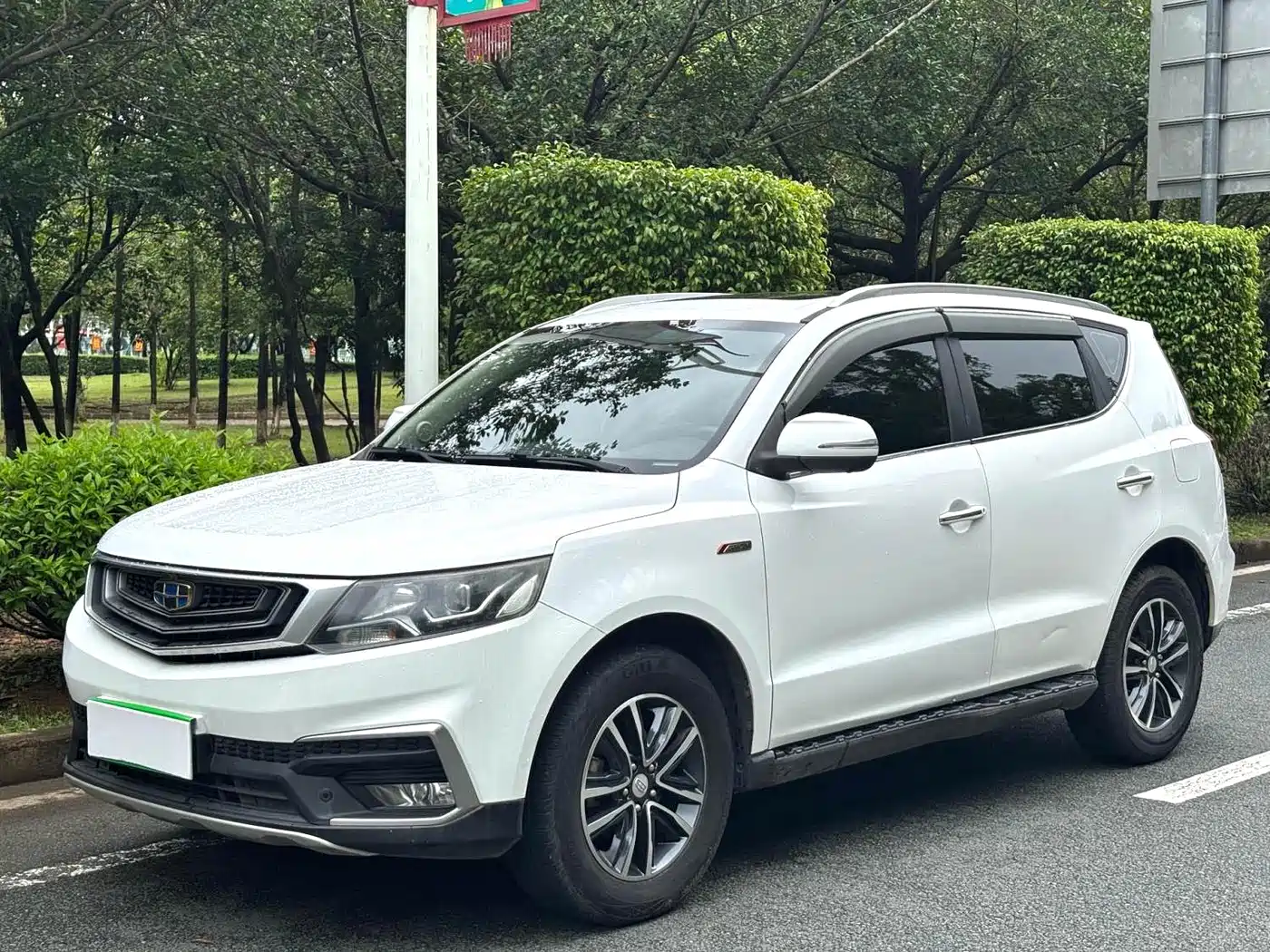GEELY AUTOMOBILE VISION X6