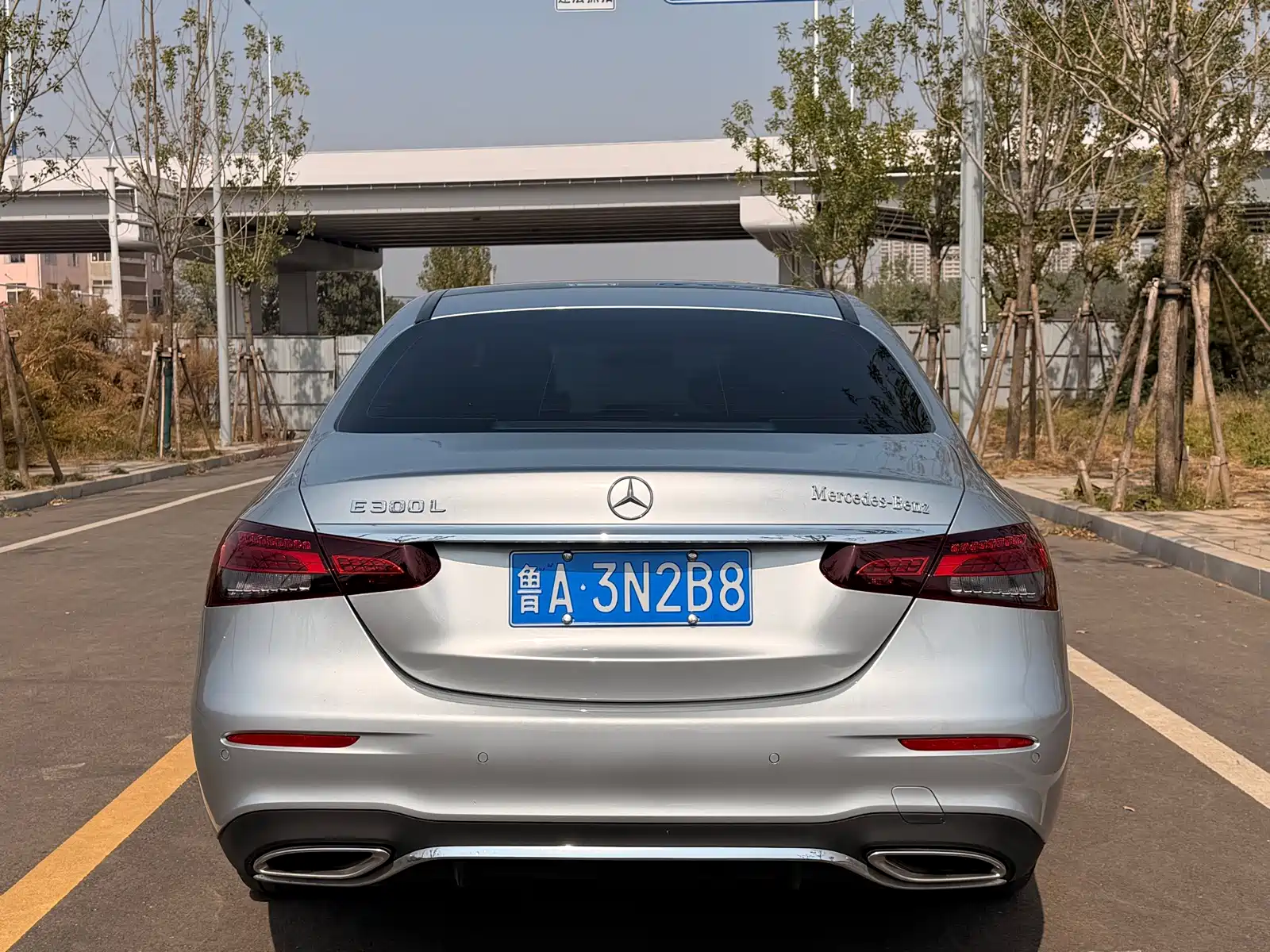 Фото 5 - Mercedes-Benz E-Class