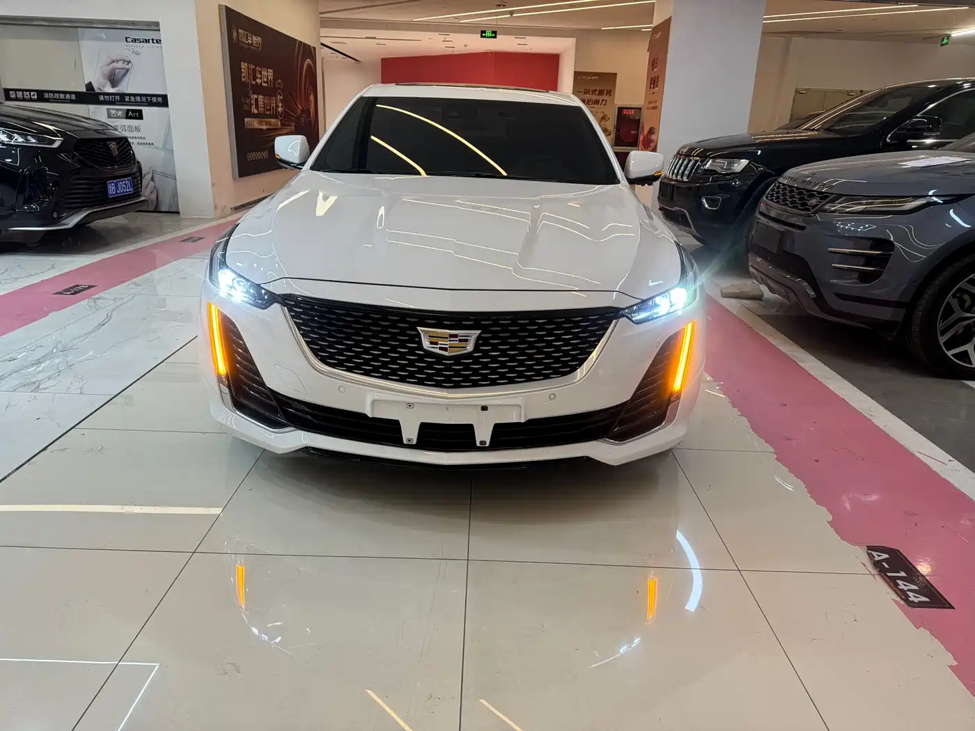 CADILLAC CT5