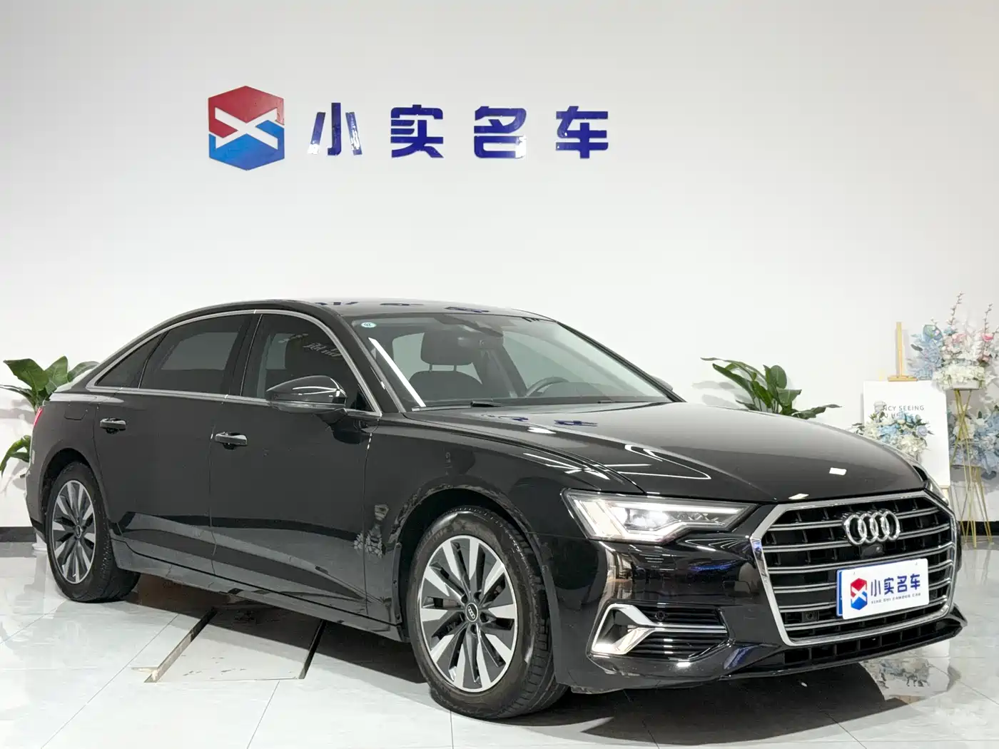 Audi A6L 2023 45 TFSI Premium Selection Elegance фото 3