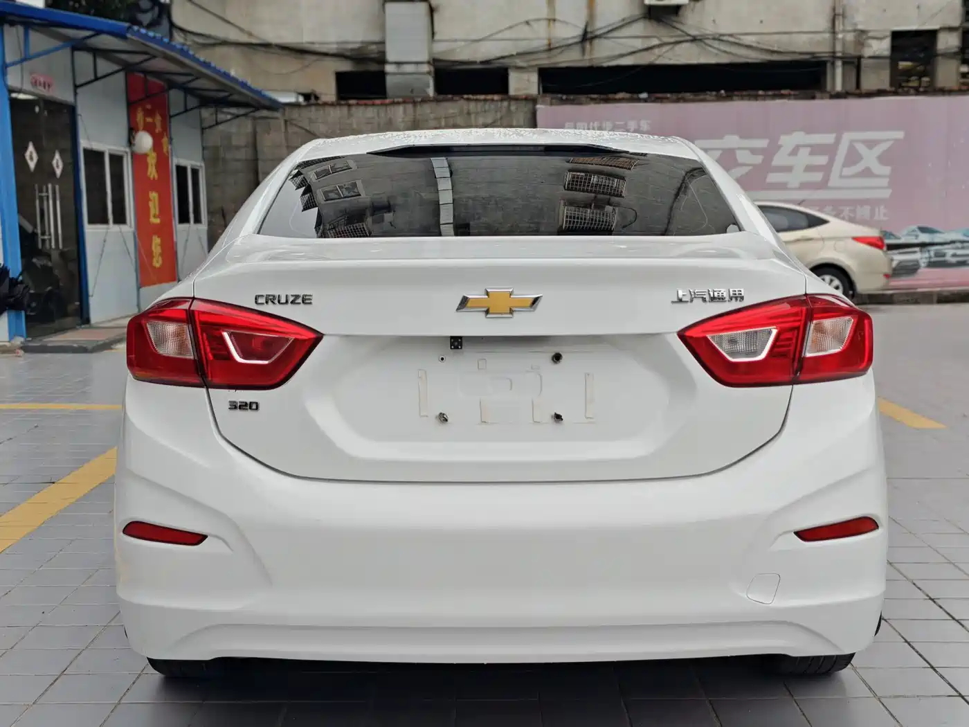 Chevrolet Cruze 2018 2018 320 Automatic Pioneer Sunroof Edition