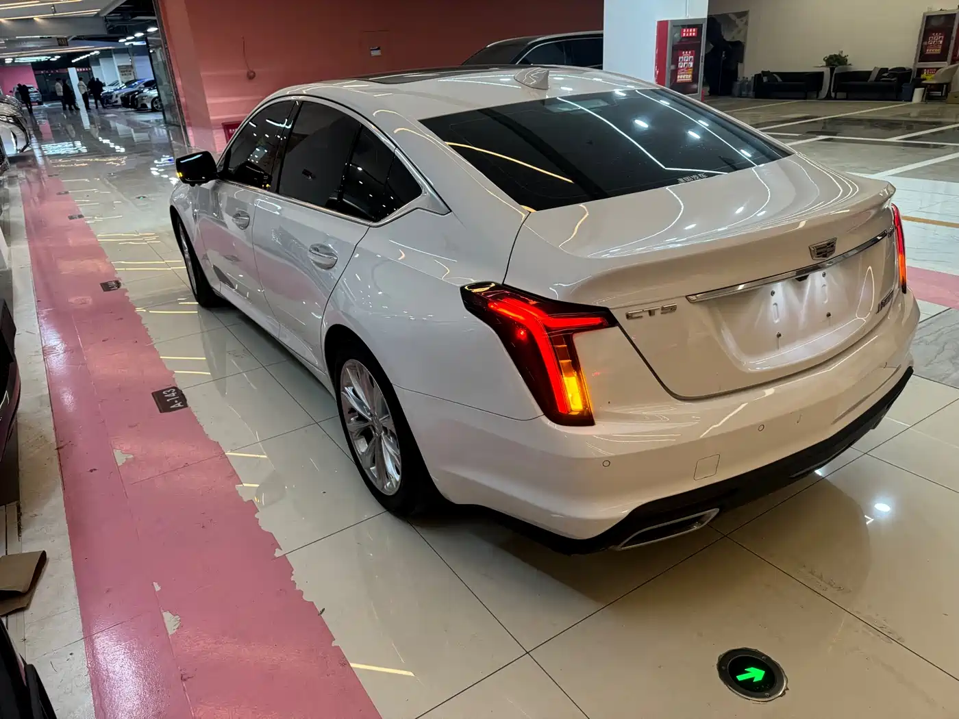 CADILLAC CT5
