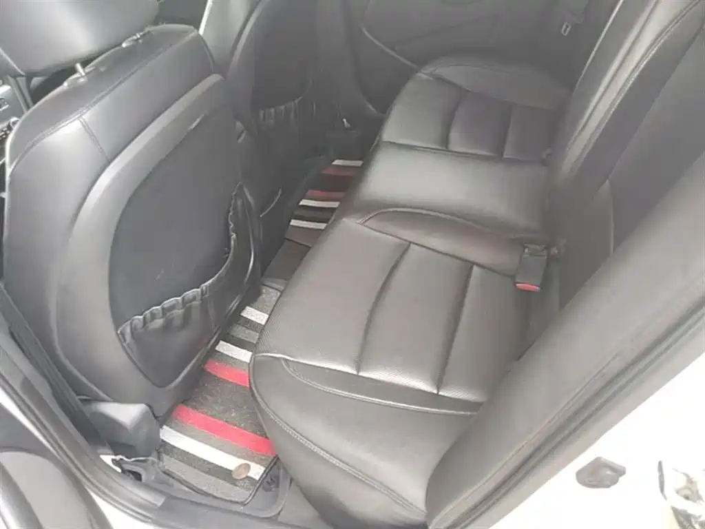 Kia K5 2015 2.0L Automatic GLS фото 13