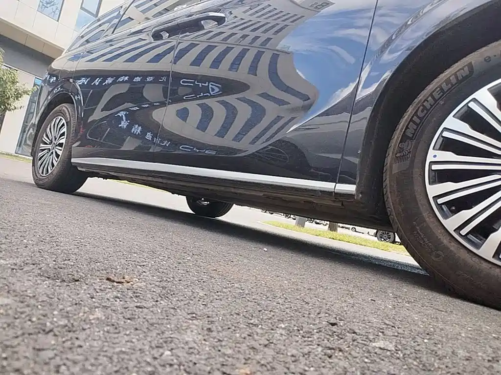 BYD Xia 2025 2025 DM-i 1.5T 180km Excellence