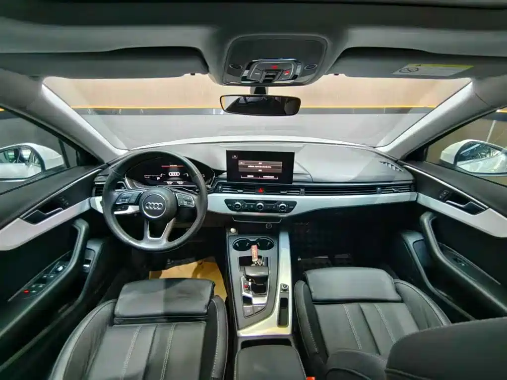 Audi A4L 2020 40 TFSI Fashion Dynamic Edition фото 4