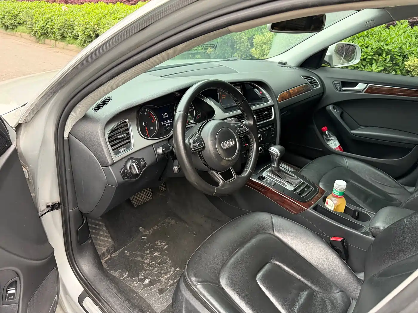 Audi A4L 2013 35 TFSI Automatic Comfort фото 10