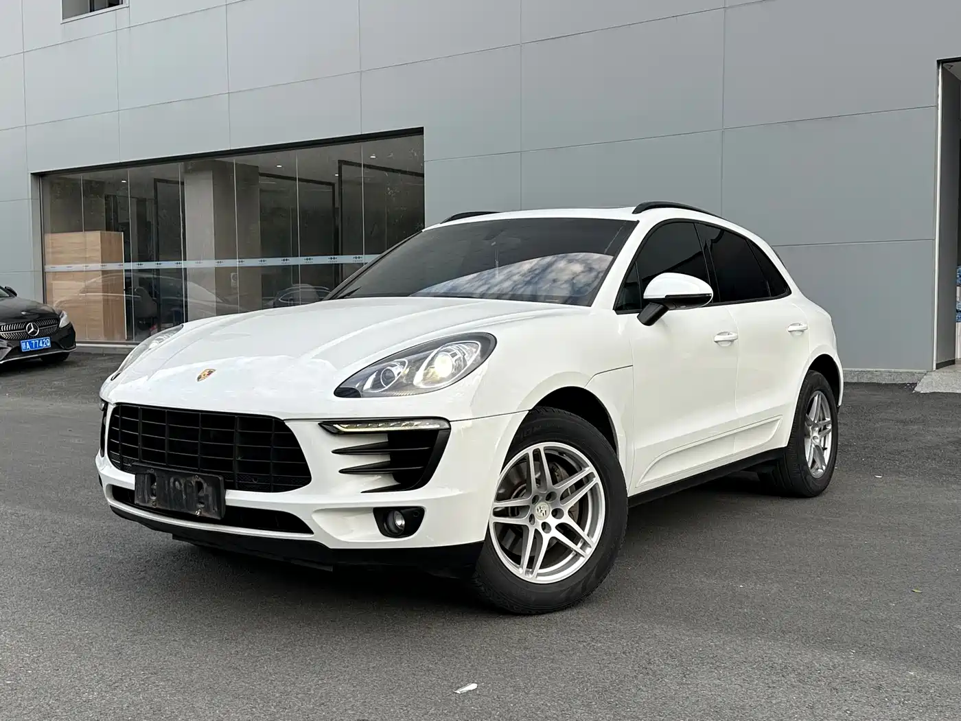 Porsche Macan 2016 Macan 2.0T фото 2