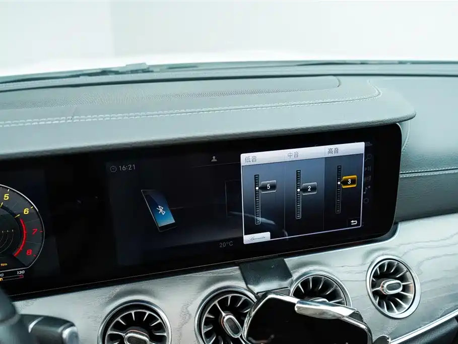 Mercedes-Benz CLS 2020 CLS 300 Luxury фото 9