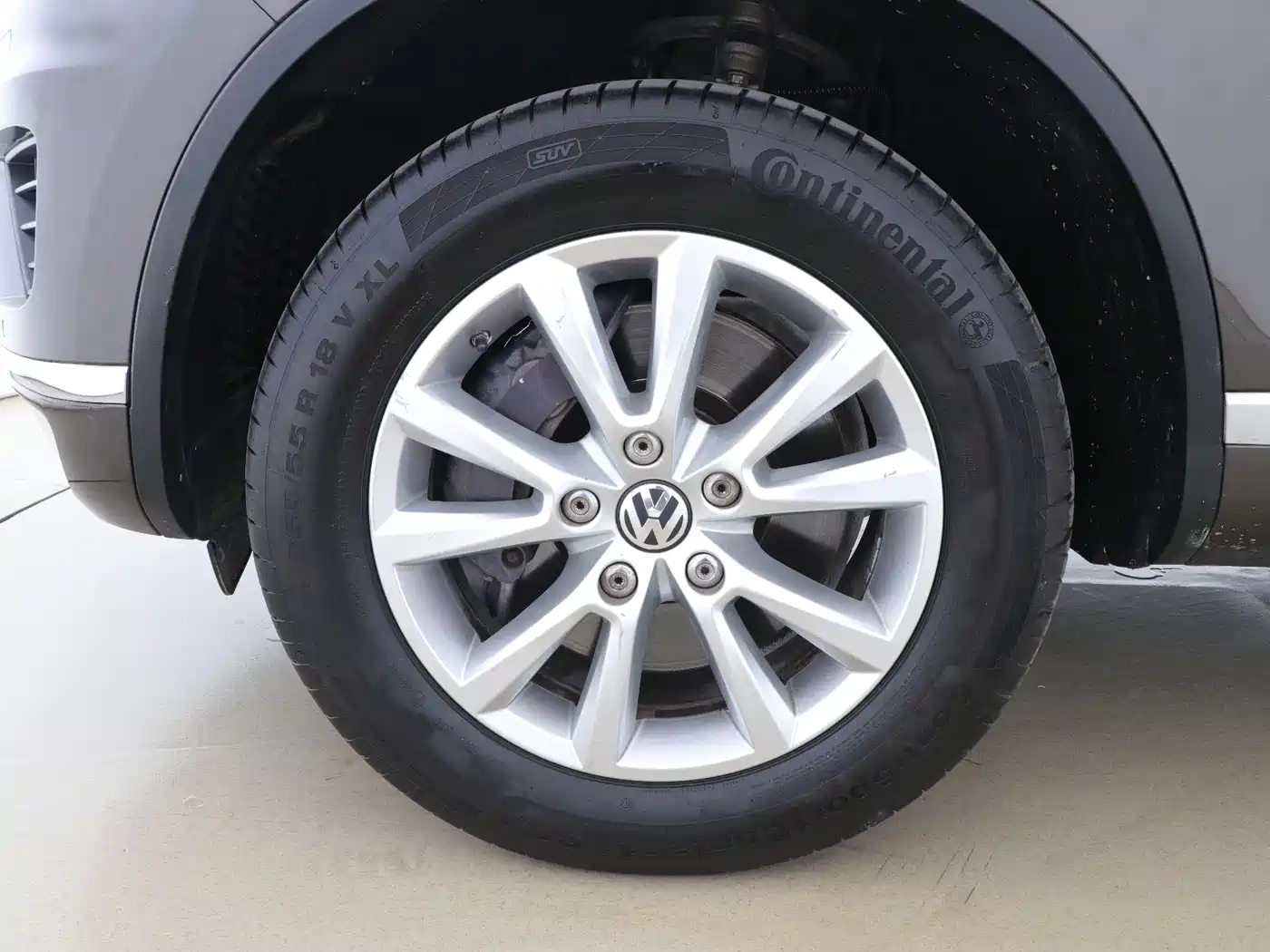 Volkswagen Touareg 2017 3.0TSI Explorer Edition фото 9