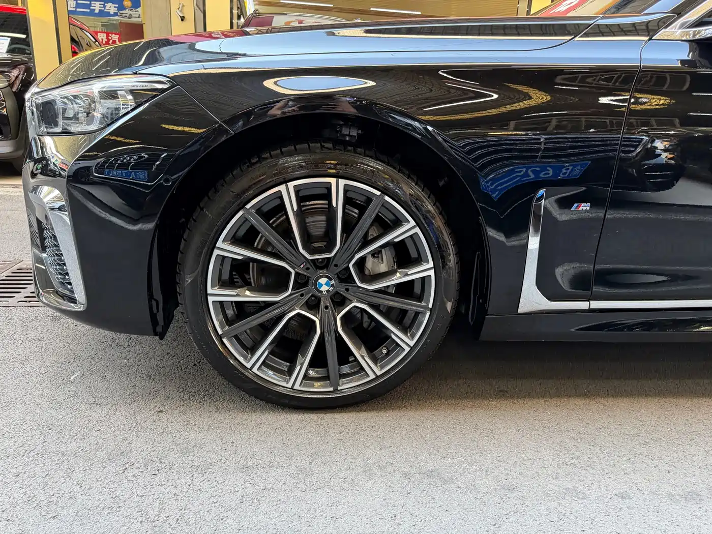 BMW 7 Series 2021 2021 Model 740Li Leading M Sport Package