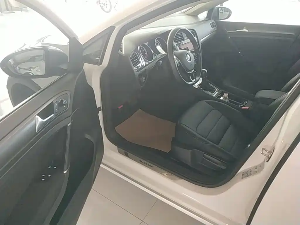 Volkswagen Golf (Import) 2019 2019 1.8TSI Wagon