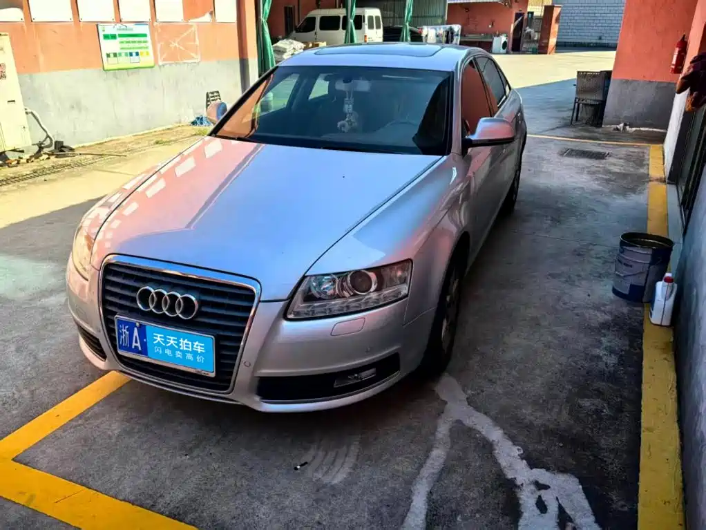 Фото 1 - Audi A6L