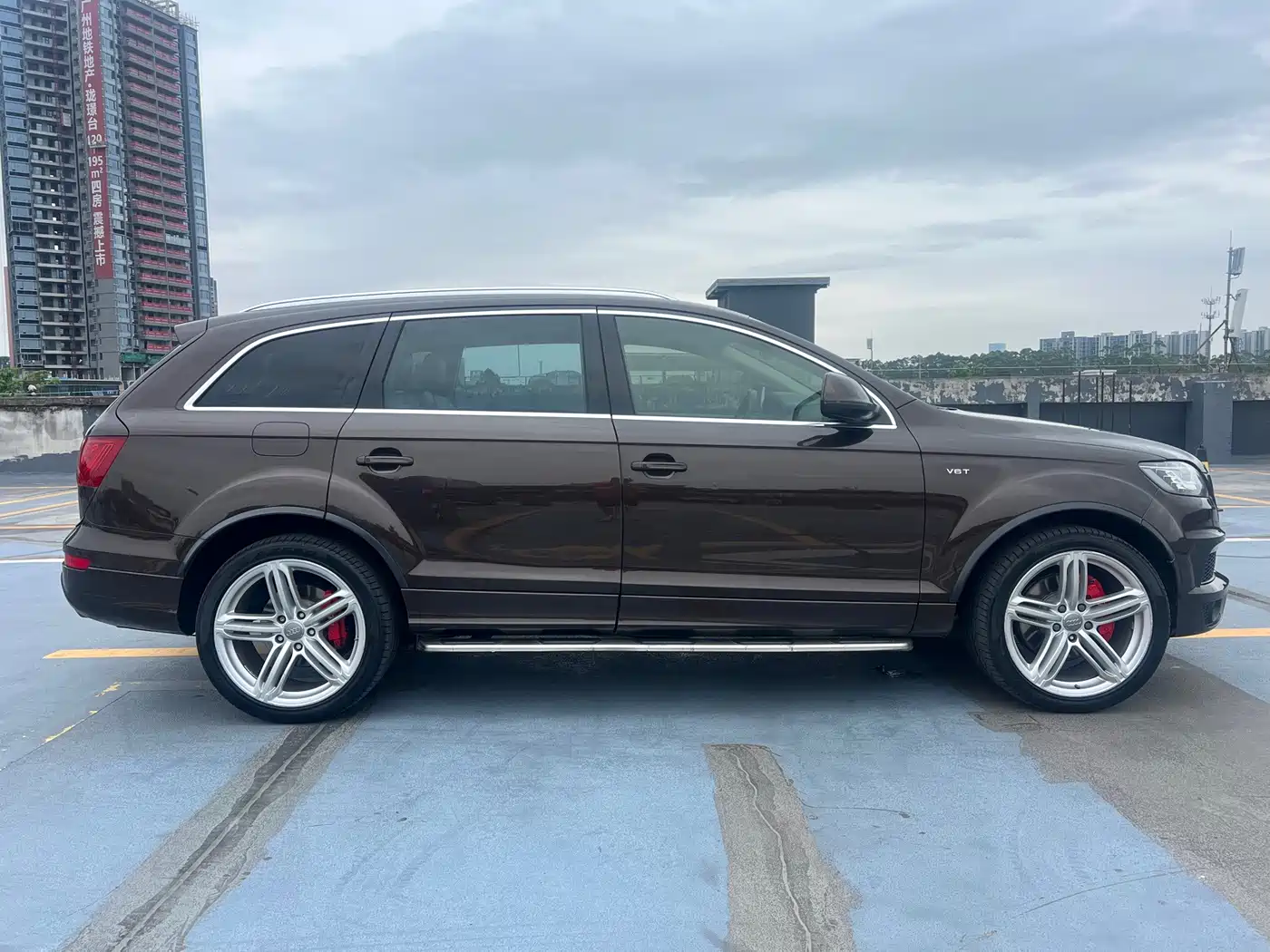 Фото 7 - Audi Q7