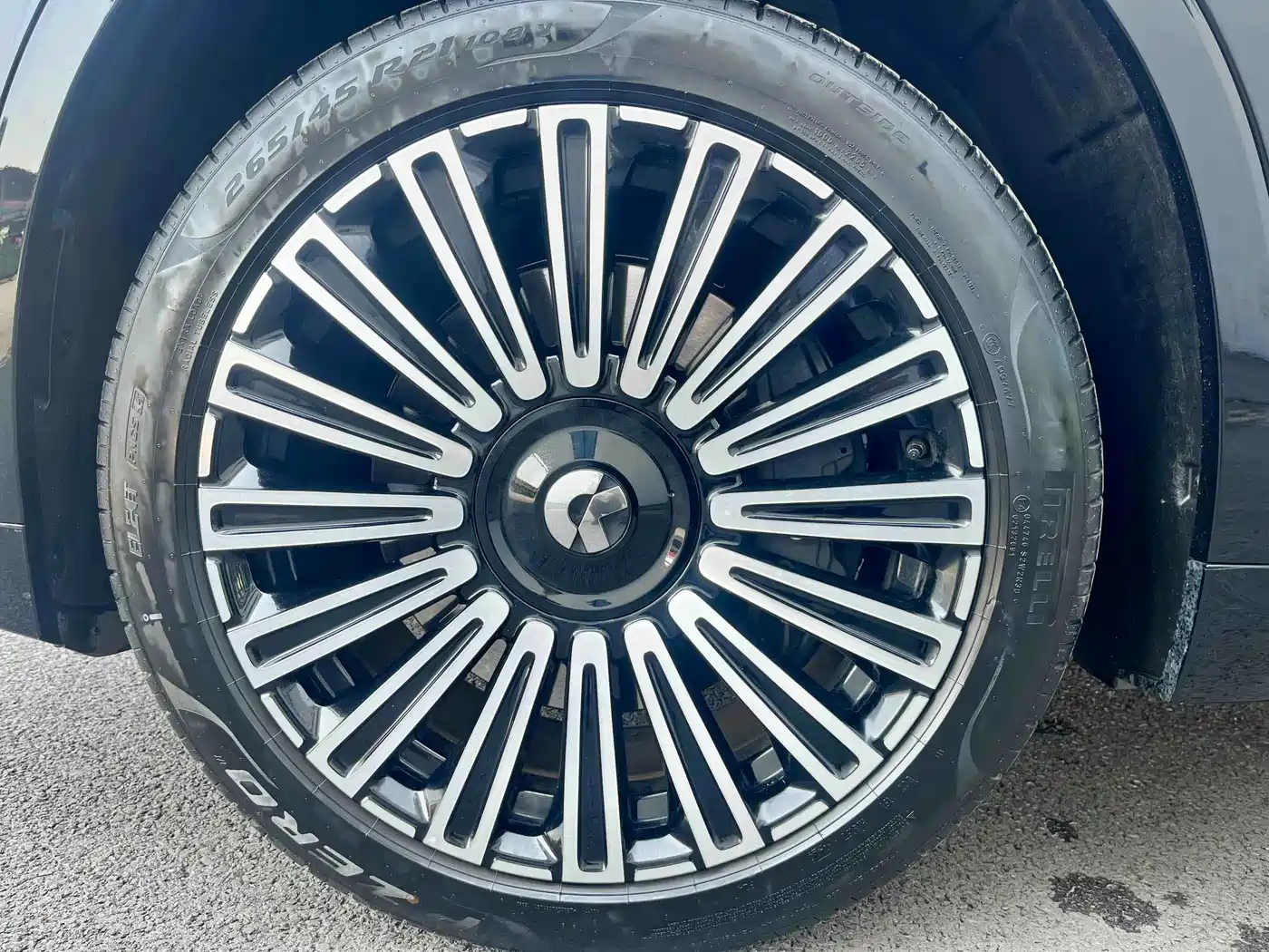 NIO ES8 2026 2025 Model 6-Seat Executive Luxury Edition