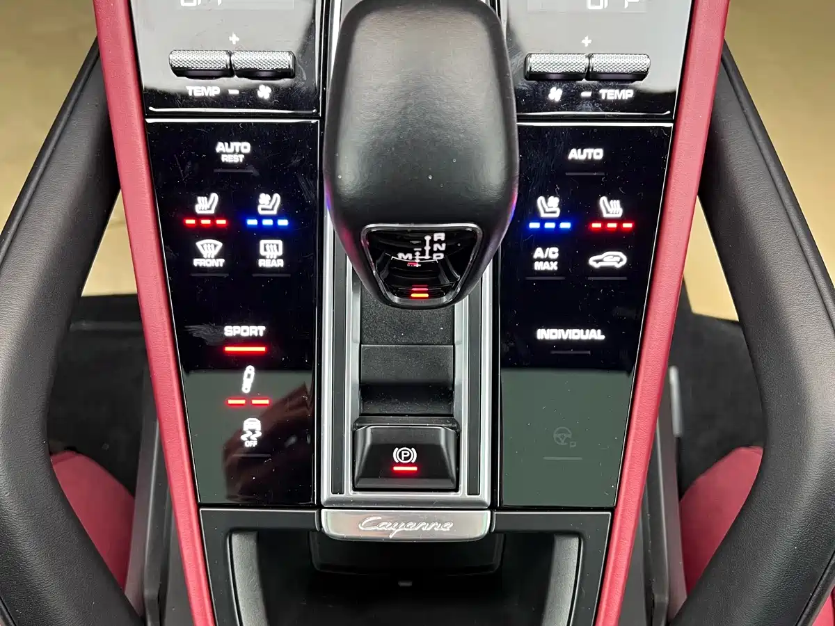 Porsche Cayenne 2019 Cayenne 3.0T фото 26
