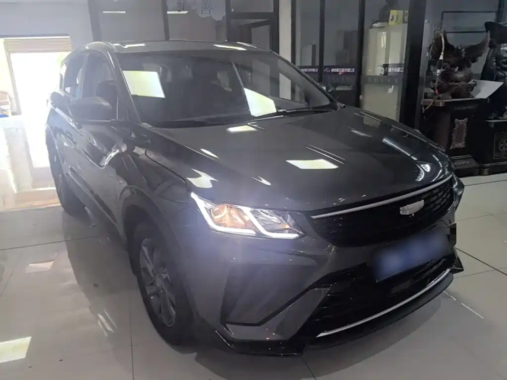 Фото 4 - Geely Coolray